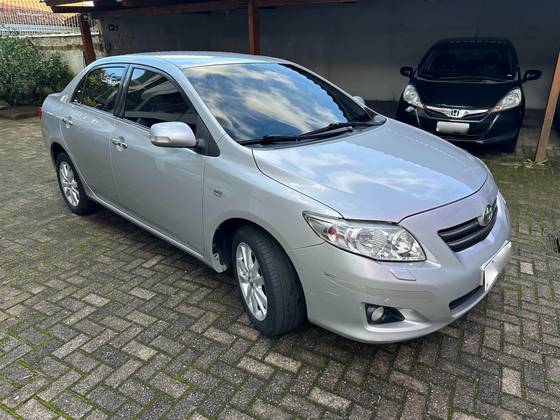 TOYOTA COROLLA 1.8 SE-G 16V FLEX 4P AUTOMÁTICO TOYOTA COROLLA 1.8 SE-G 16V FLEX 4P AUTOMÁTICO